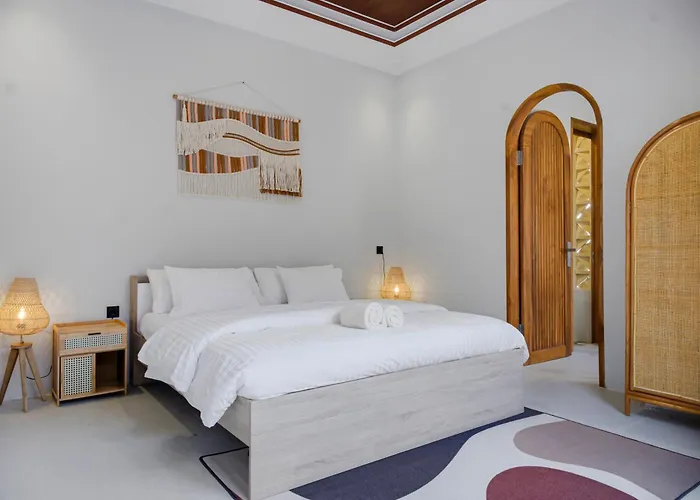 Villa Kelod House *